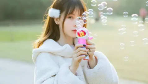 奶茶品牌开螺蛳粉店